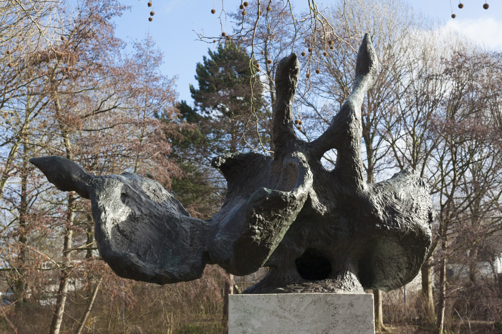 Memorial 'The Three Birds'