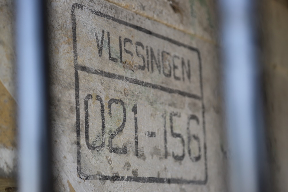 Landfront Vlissingen - Stützpunkt Kolberg - Bunker 2 type 631 & Tankgracht #2