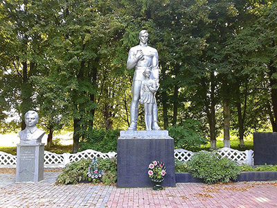 War Memorial Dovhalivka #1