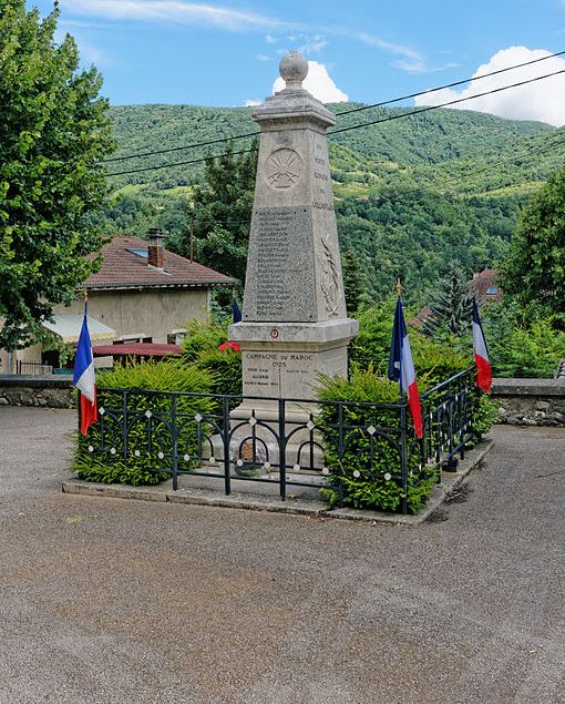 Oorlogsmonument Le Gua #1