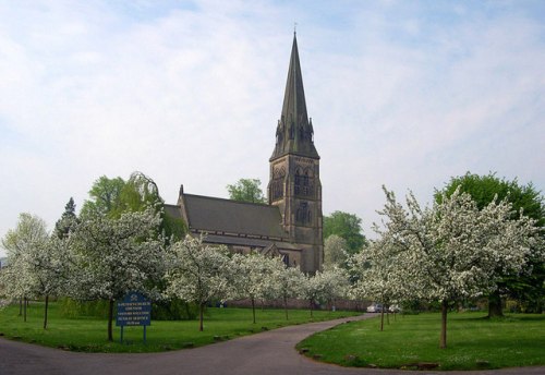 Oorlogsgraven van het Gemenebest St. Peter Churchyard