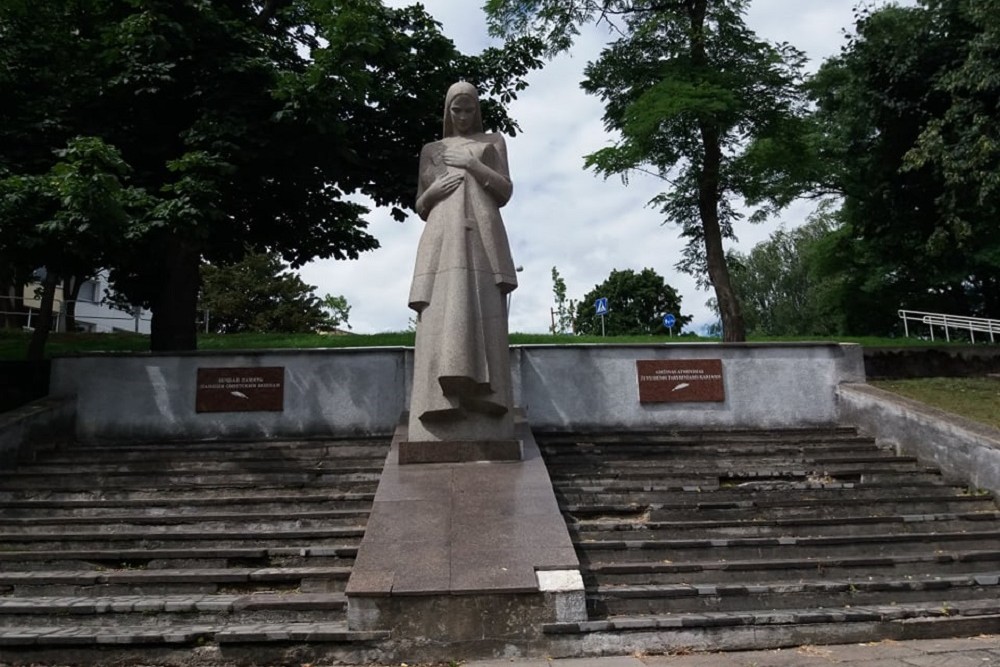 Sovjet Oorlogsbegraafplaats Jonava #2