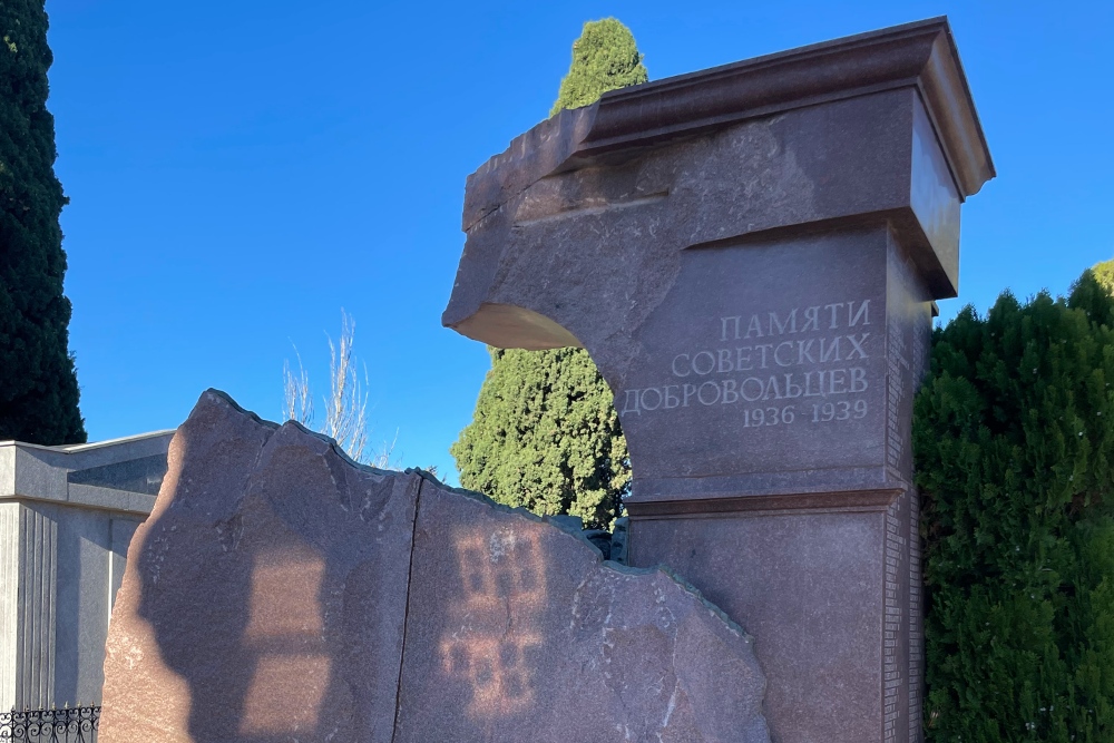 Monument Sovjetstrijders in Internationale Brigades