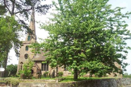 Oorlogsgraven van het Gemenebest St. Editha Churchyard