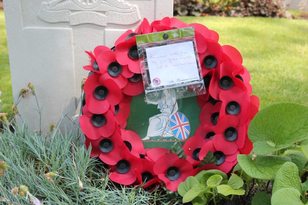 Commonwealth War Cemetery Hospital Farm #5