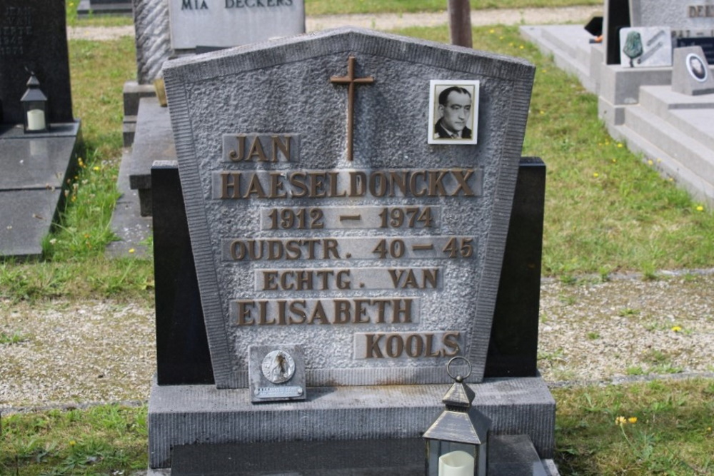 Belgian Graves Veterans Leopoldsburg #4