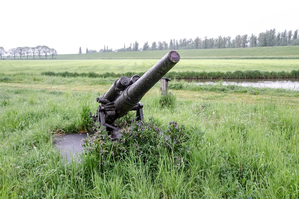 Duits 105mm geschut Lage Zwaluwe #4