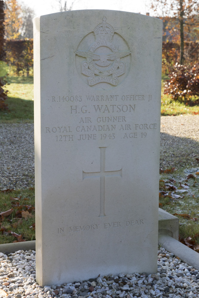 Commonwealth War Graves Protestant Cemetery Zeddam #3