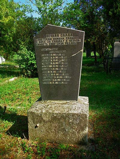 Soviet War Graves Grazhdanskaya #4