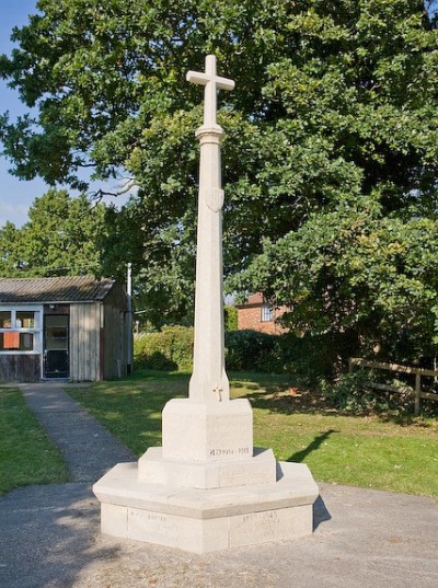 Oorlogsmonument Marchwood #1