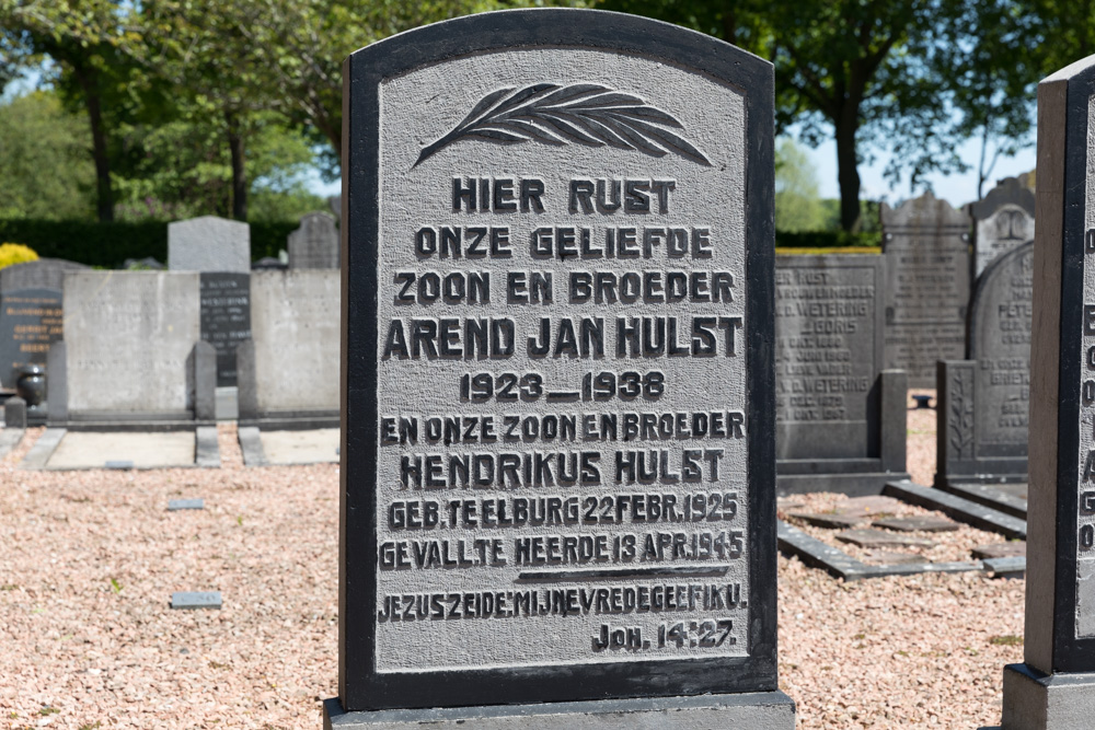 Nederlandse Oorlogsgraven Elburg #1
