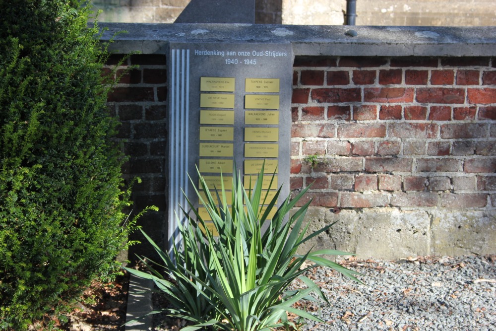 War Memorial Hemelveerdegem #3