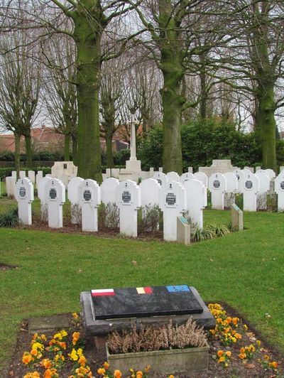 Monument Poolse Gesneuvelden Roeselare #3