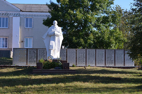 Oorlogsmonument Chornomyn #1