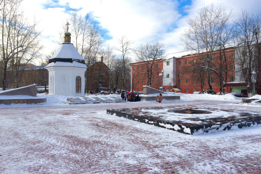 Oorlogsmonument Reutov #2