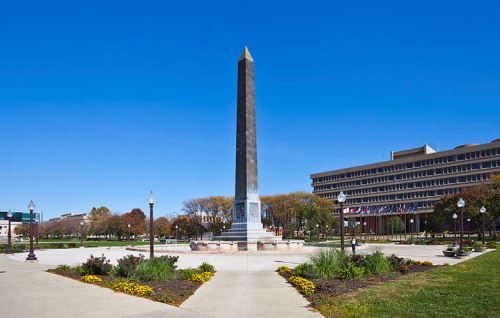 Obelisk Square #1