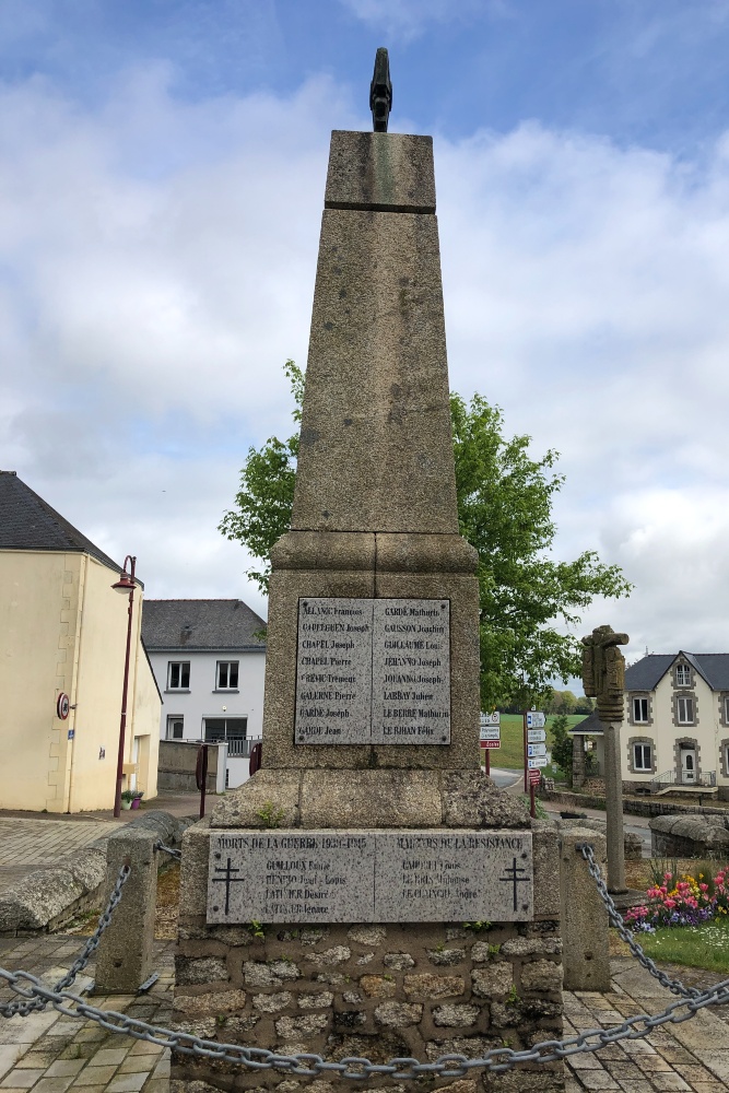 Oorlogsmonument Saint-Gerand-Croixanvec #2