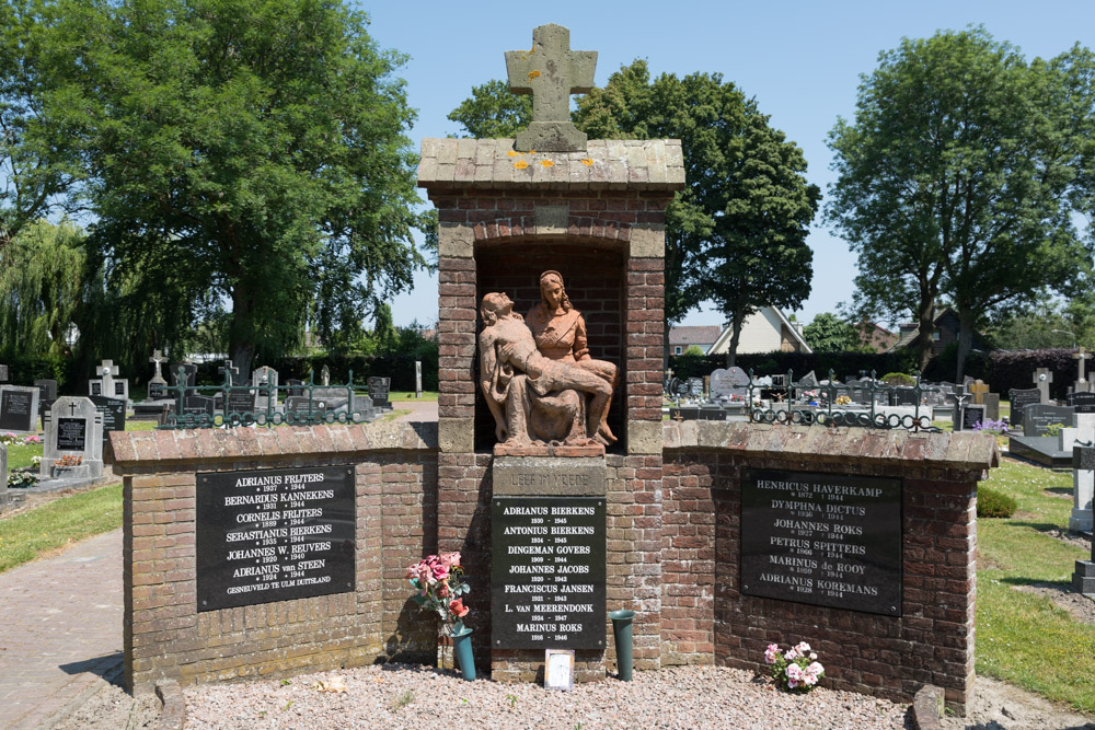 Nederlandse Oorlogsgraven Rooms Katholieke Begraafplaats Fijnaart #1