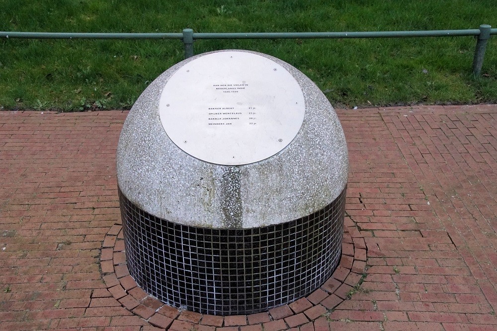 Oorlogsmonument Veendam #4