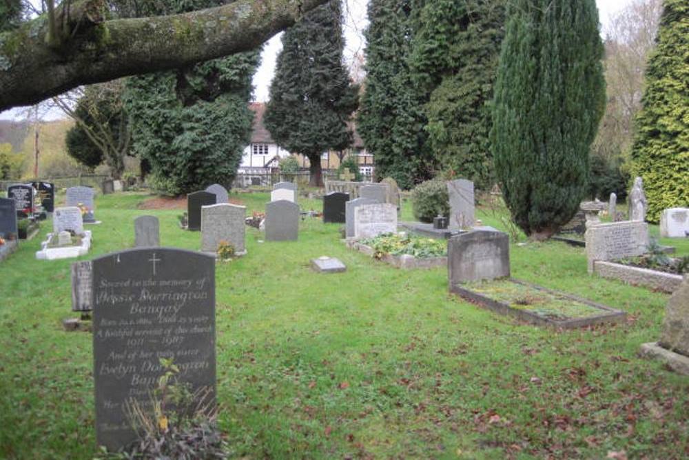 Oorlogsgraf van het Gemenebest St. George Churchyard