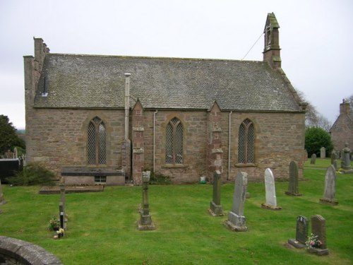 Commonwealth War Graves Foulden Parish Churchyard #1