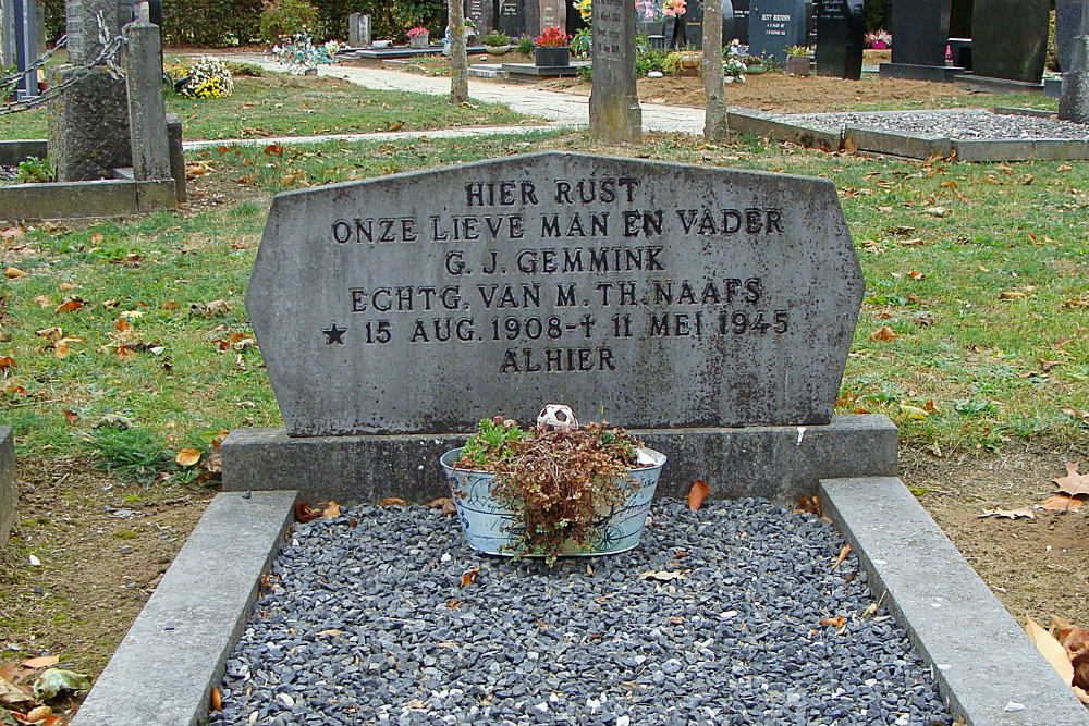 Dutch War Graves Protestant Cemetery Gendringen #3