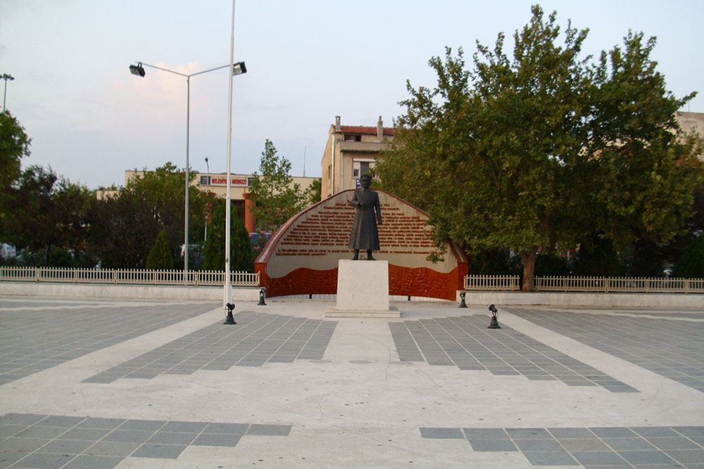 Atatrk Monument anakkale #1