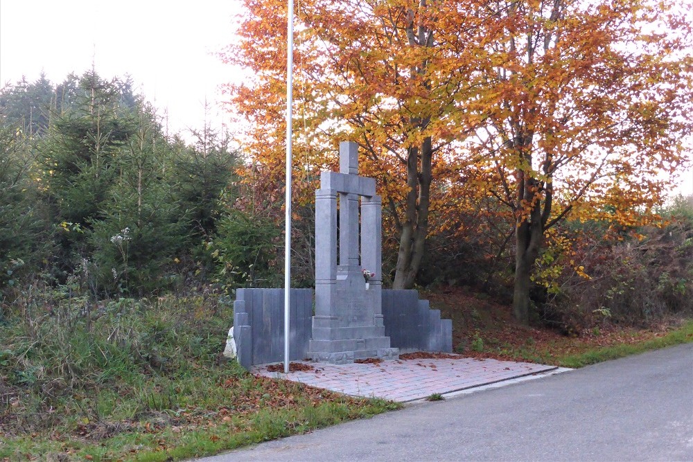 Monument Pierre Davreux Neuvillers #1