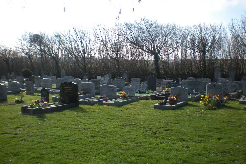 Commonwealth War Graves Cubert Cemetery
