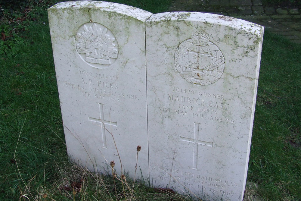 Oorlogsgraven van het Gemenebest All Saints Churchyard #2