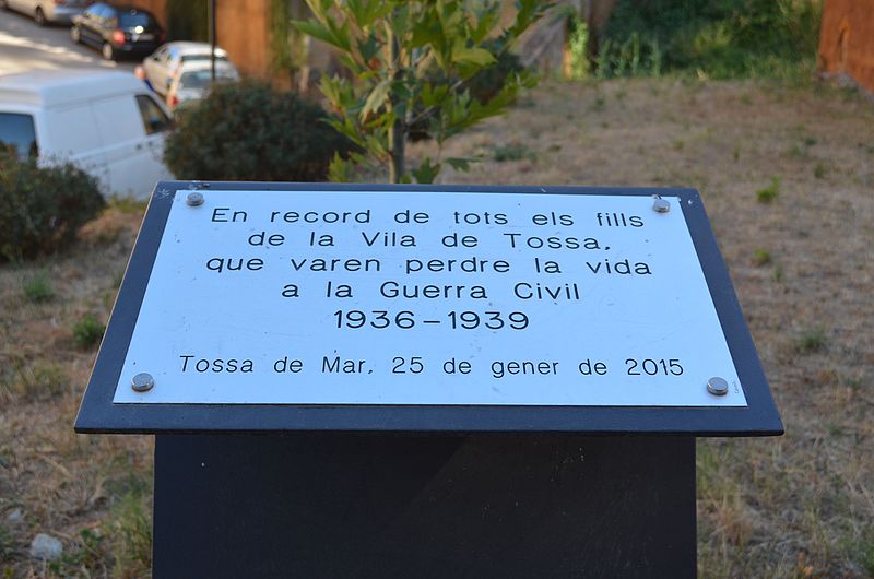 Monument Spaanse Burgeroorlog Tossa de Mar