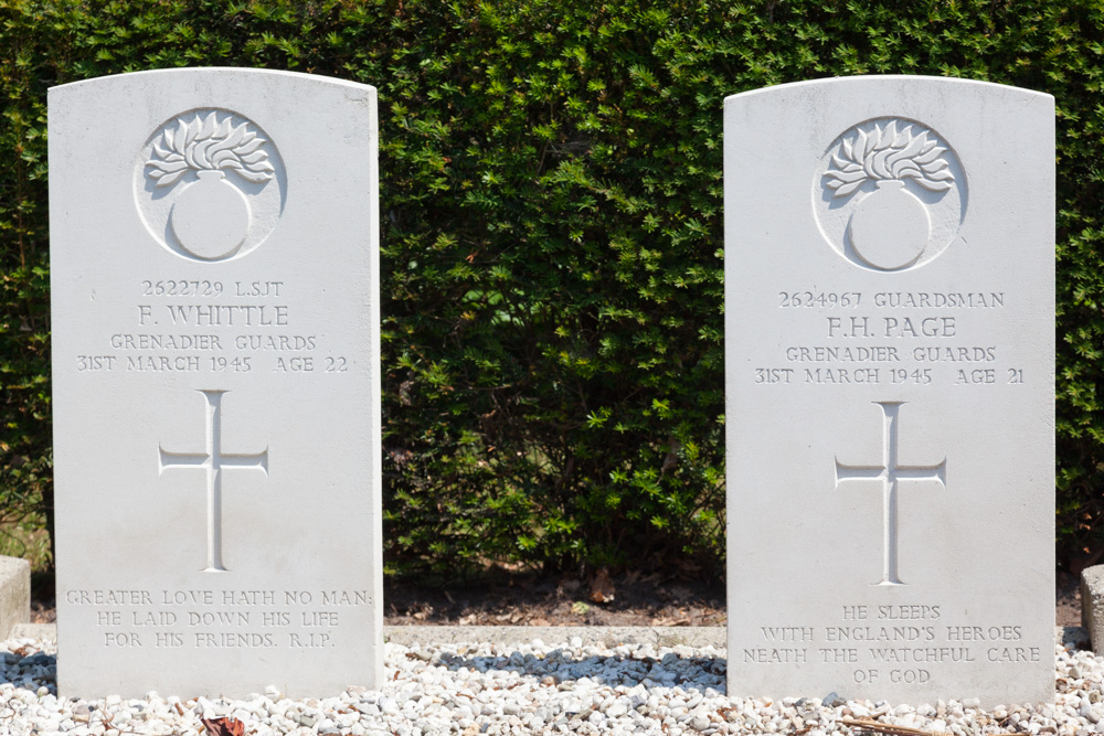 Commonwealth War Graves Protestant Cemetery Eibergen #3