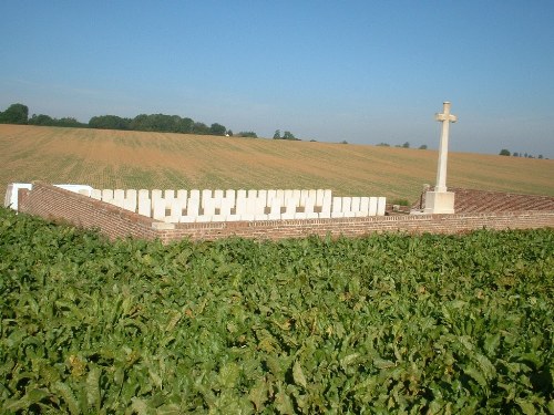 Commonwealth War Cemetery Joncourt East #1