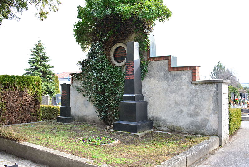 Soviet War Graves Bad Vöslau #1