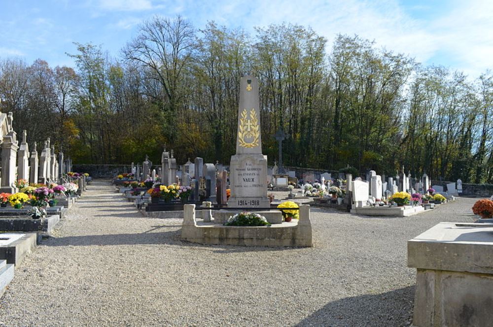 Oorlogsmonument Vaux-en-Bugey