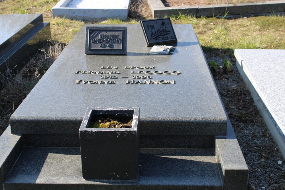 Belgian Graves Veterans Piétrebais #1