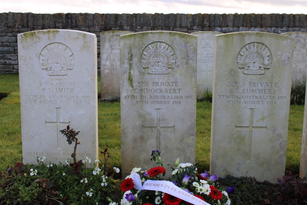 Commonwealth War Cemetery Vignacourt #5