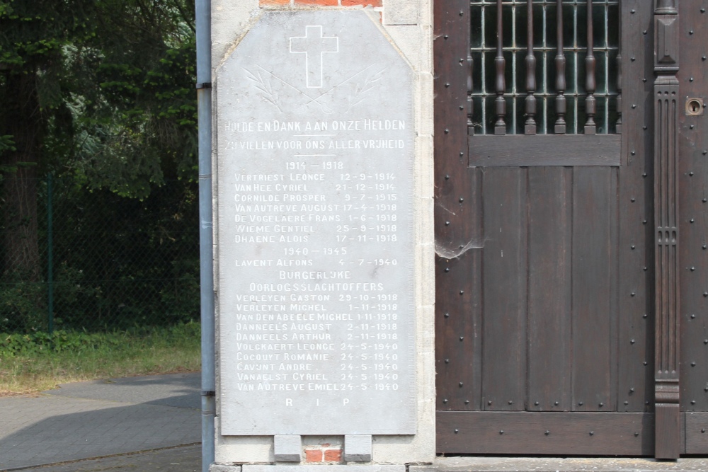 Oorlogsmonument Herdenkingskapel Bachte-Maria-Leerne #3