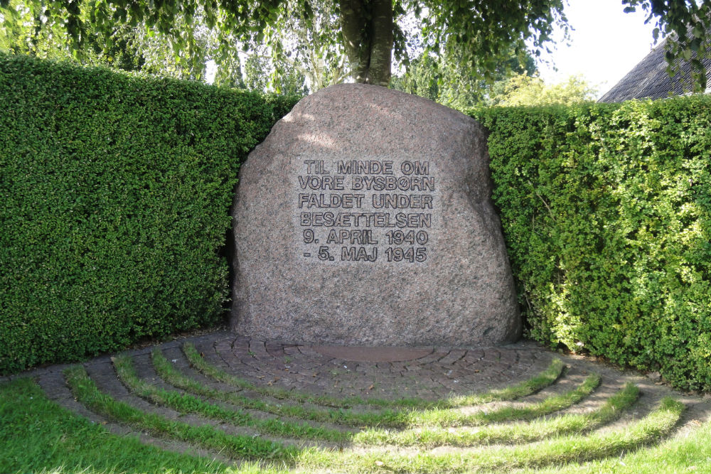 Oorlogsmonument Begraafplaats Viborg #1