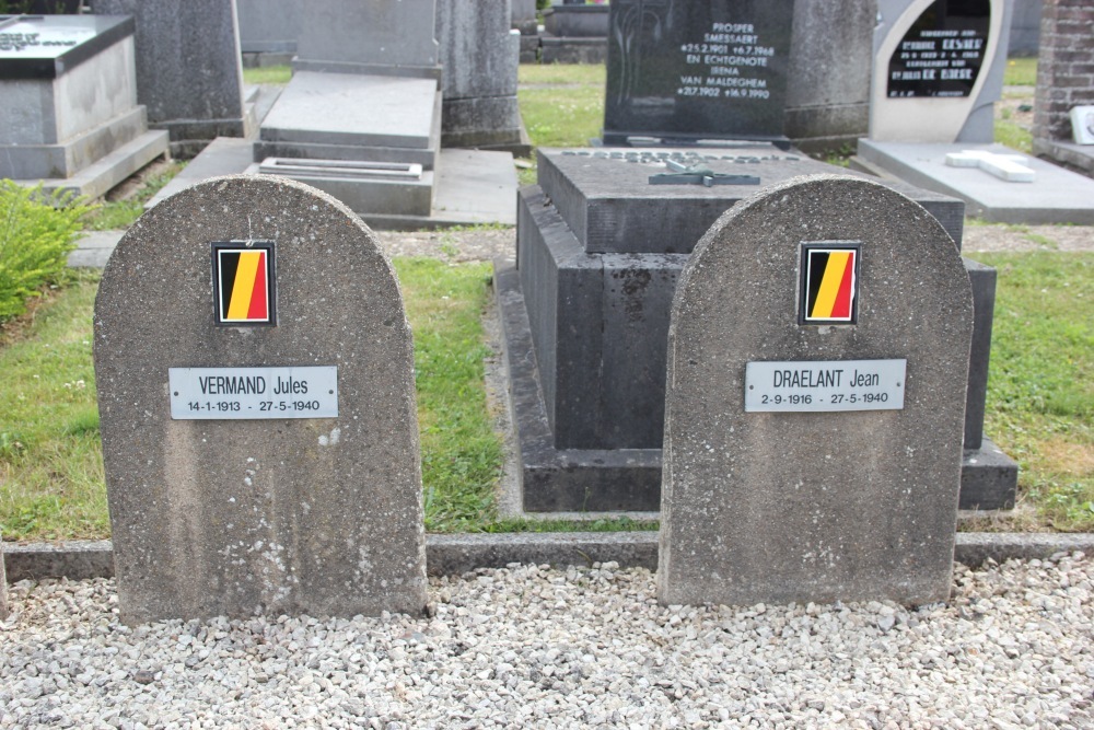 Belgische Oorlogsgraven Knesselare #4