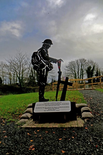 Oorlogsmonument Borough of Newtownabbey #1