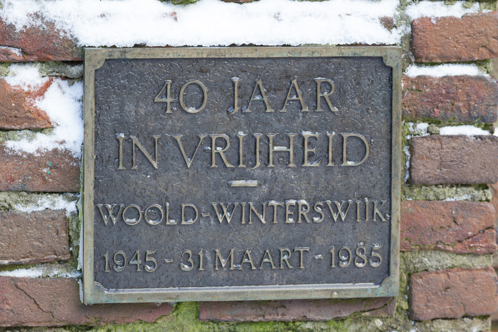 Oorlogsmonument Woold #3