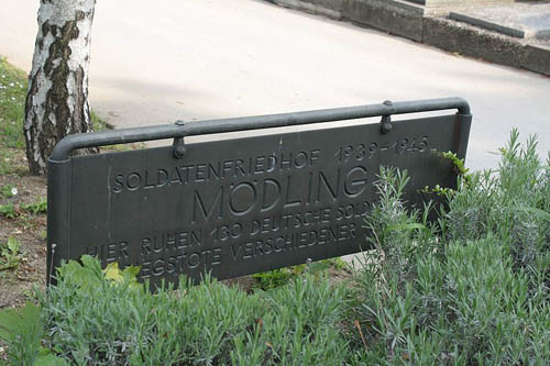 Duitse Oorlogsgraven Mödling #1