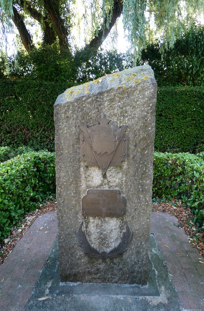 Monument 'Hulde aan onze Oorlogsvrijwilligers' te Oostende #2