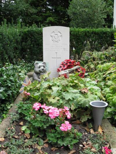 Oorlogsgraven van het Gemenebest Barendrecht