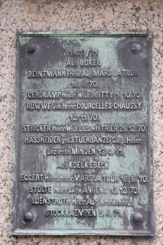 War Memorial Halle #4
