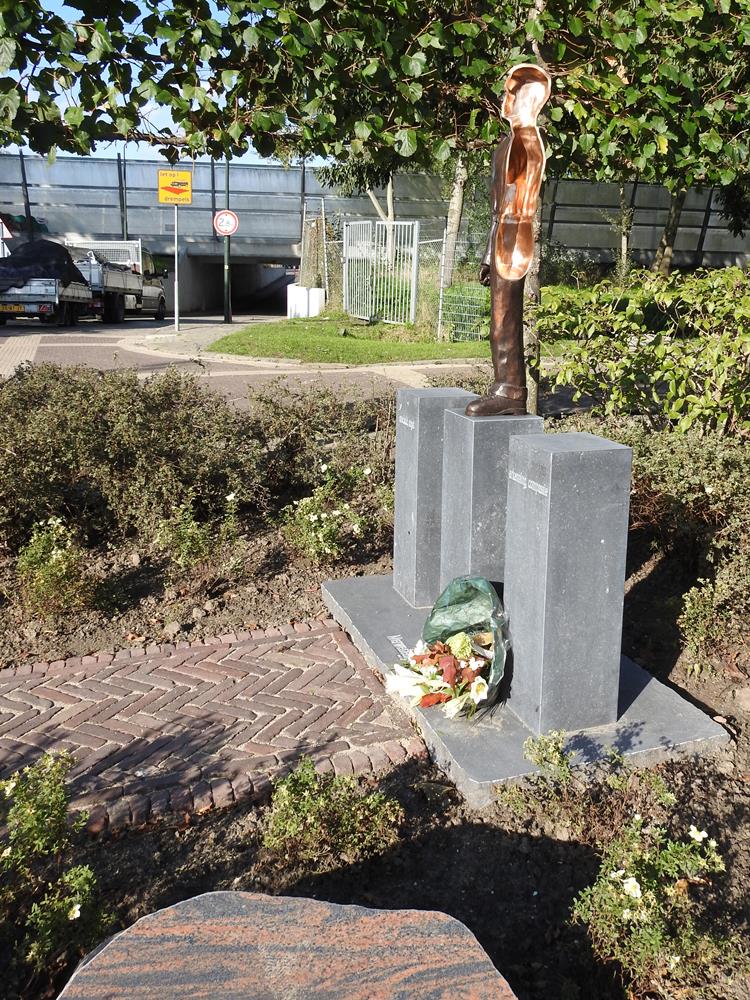 Monument Merwedegijzelaars Hardinxveld-Giessendam #3