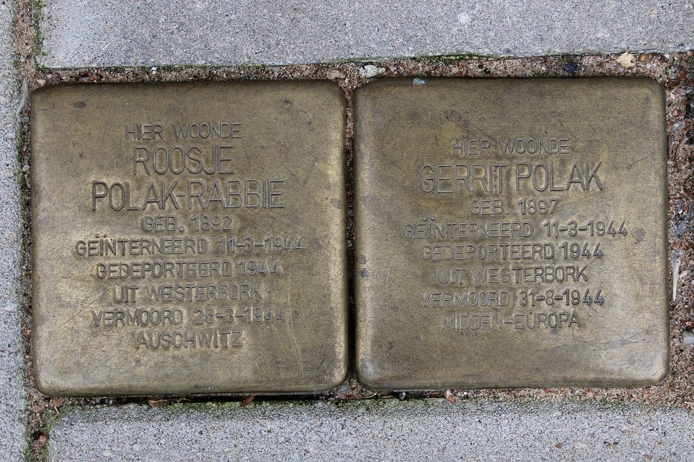 Stolpersteine Linnaeuskade 32