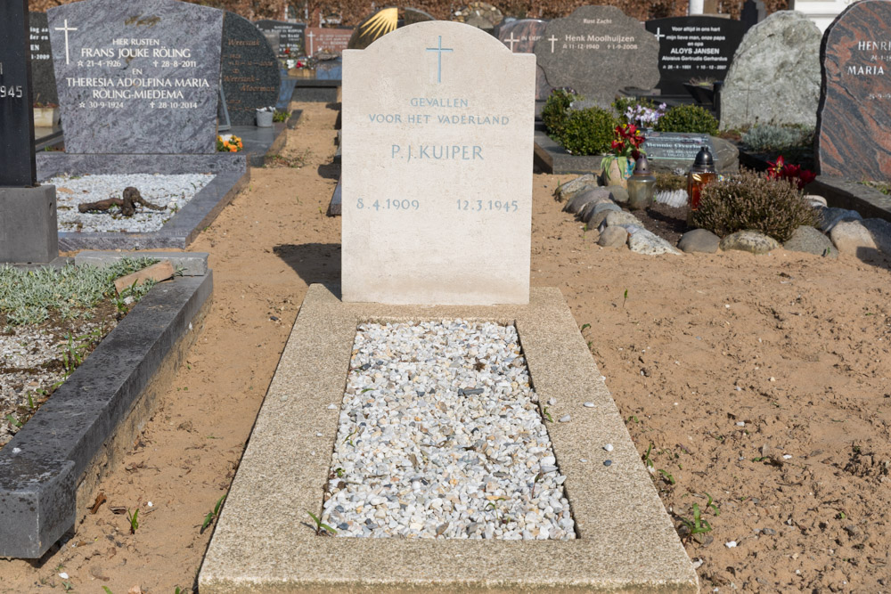 Dutch War Graves RC Cemetery Gendringen #1