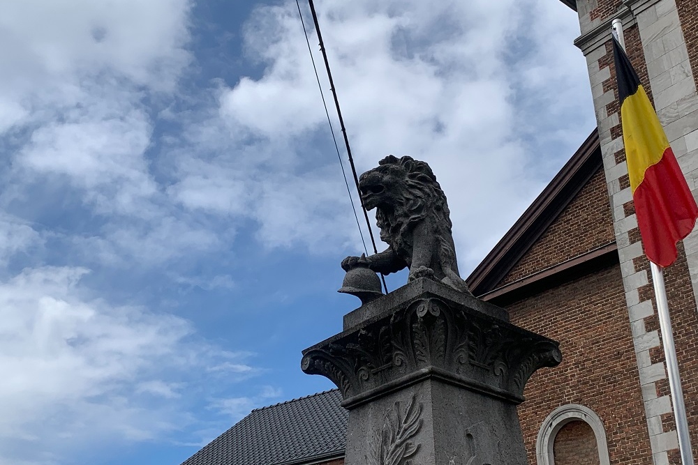 Oorlogsmonument Boirs #2